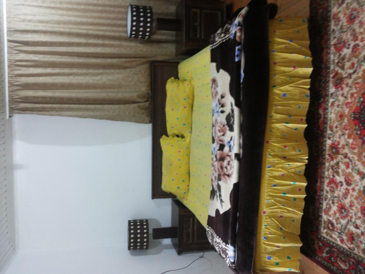 Guest House Svetlana Gori Ngoại thất bức ảnh